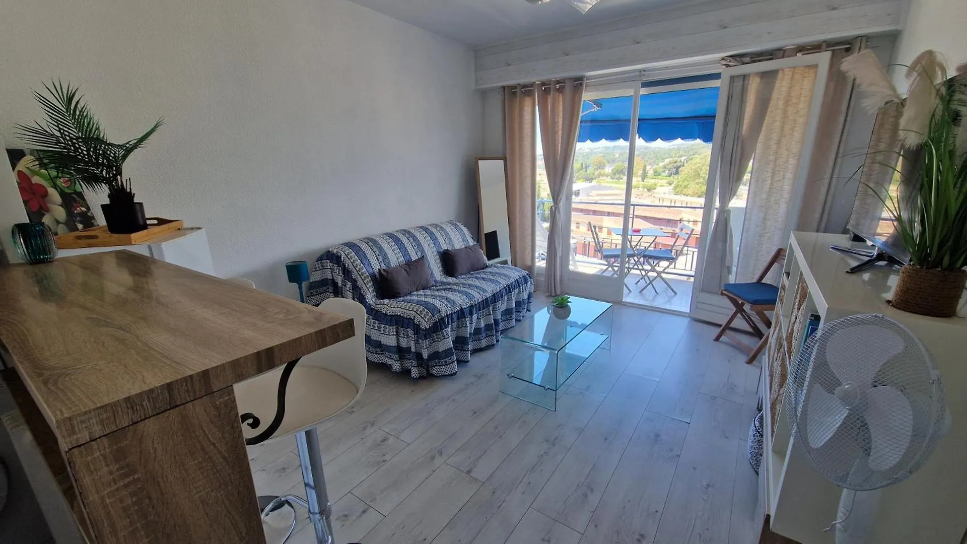 Charmant Petit Studio A 100 M De La Mer Кань-сюр-Мер